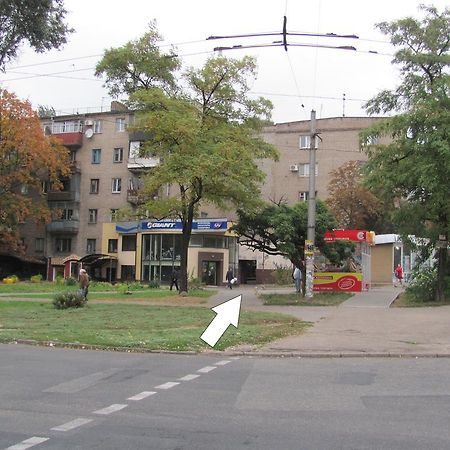 Apartment On Nezalezhnoy Ukrаiny Near Intourist Hotel Zaporizhia Exteriör bild